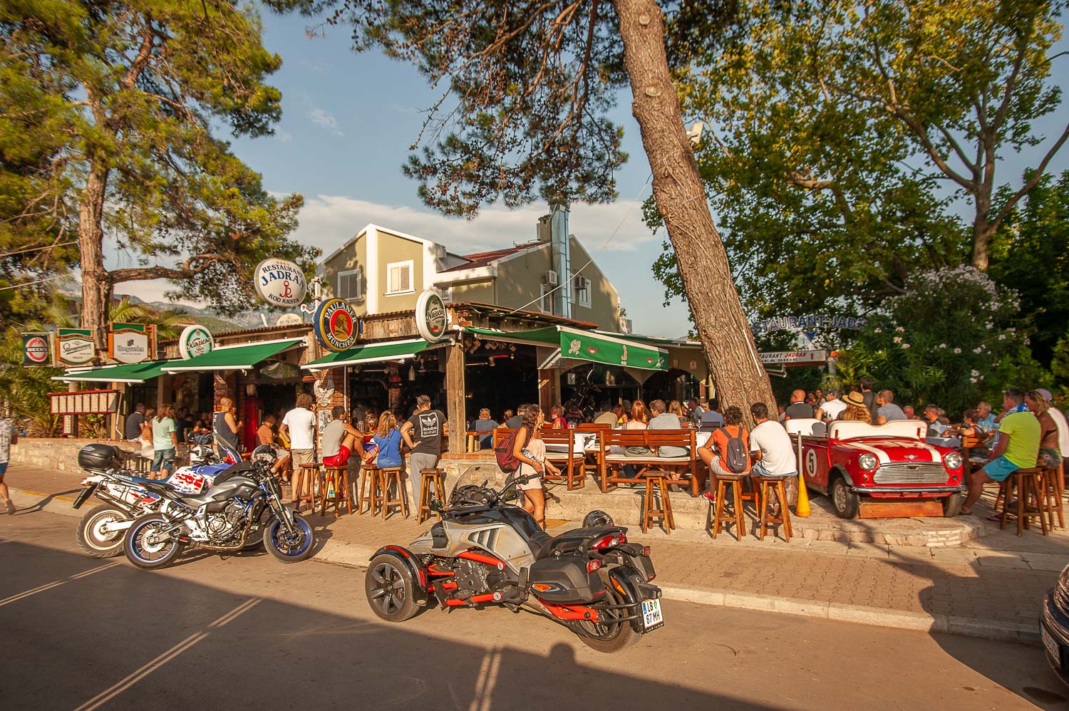 Restoran Jadran kod Krsta 182