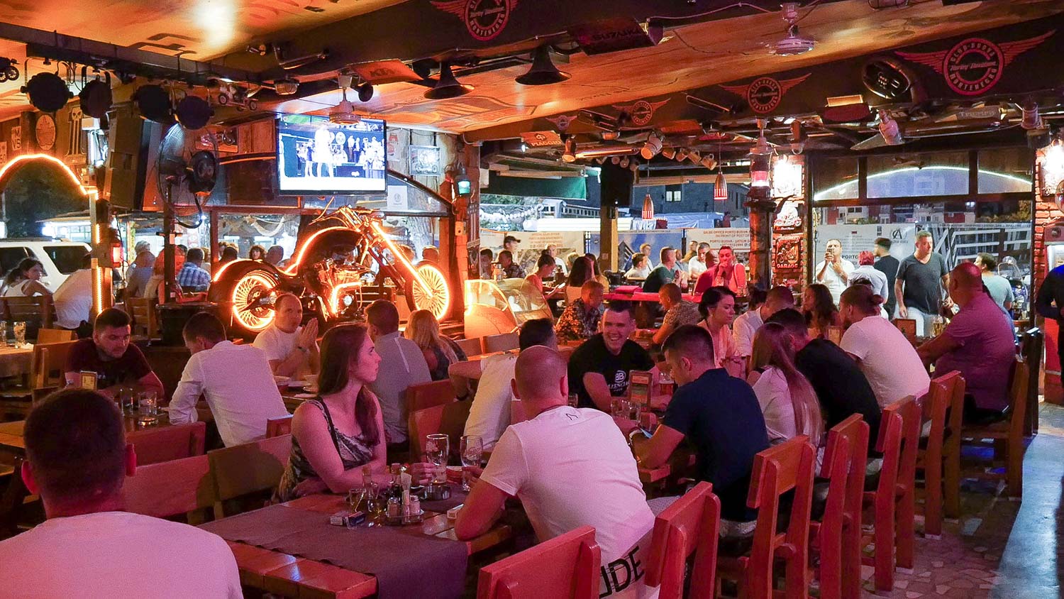Restoran Jadran kod Krsta 220