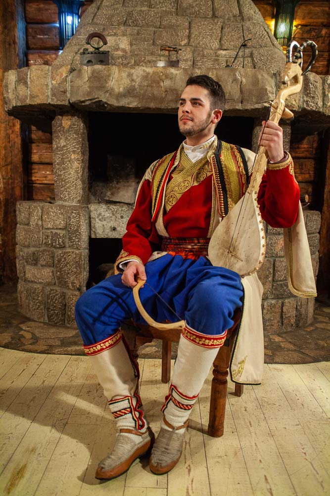 Miljan Poznat je i kao guslar