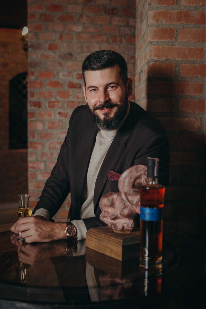 ova Nenad Mišić vlasnik destilerije Monogram IMG 5797