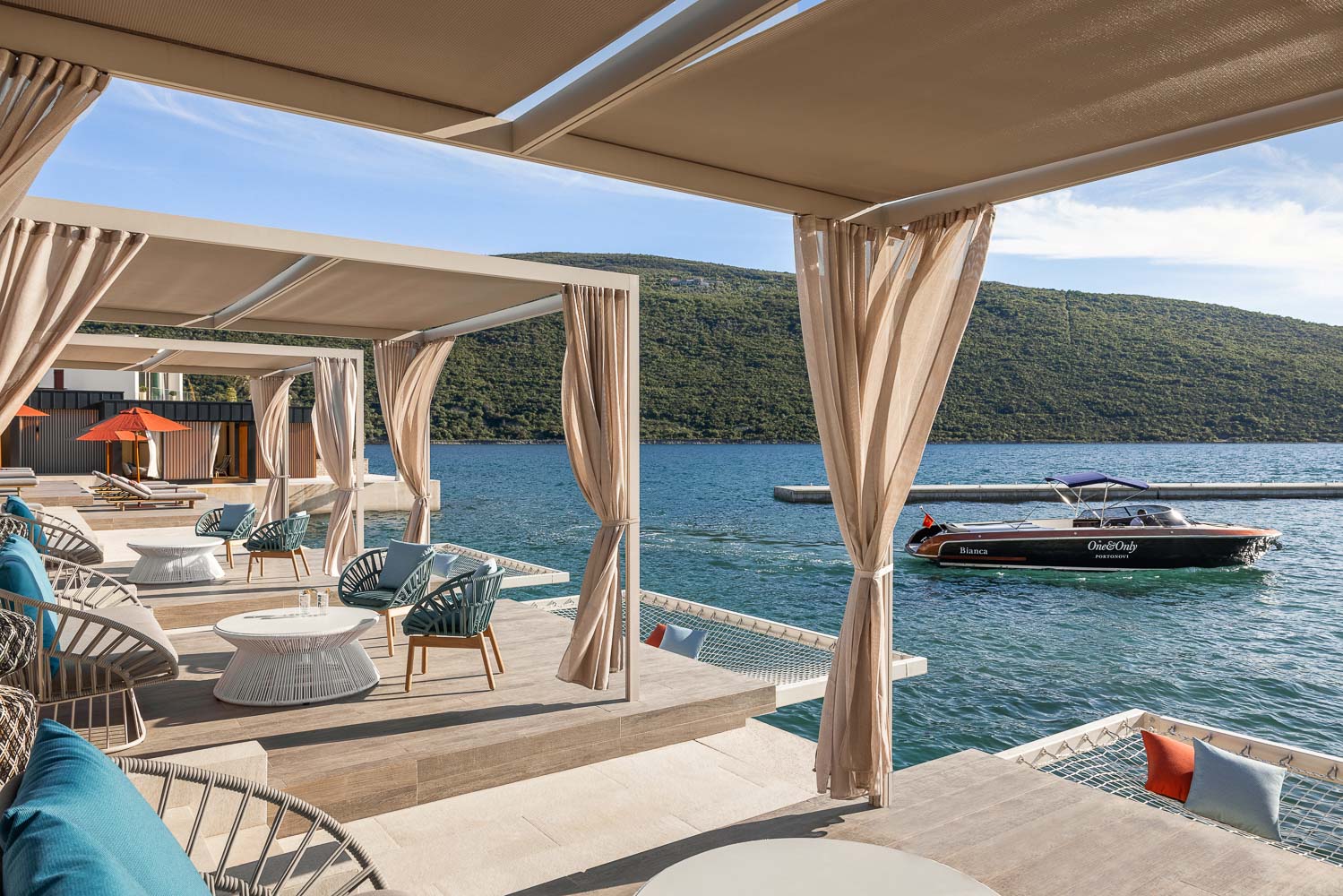 OneOnly Portonovi FB TapasakeClub Cabanas 1877 MASTER