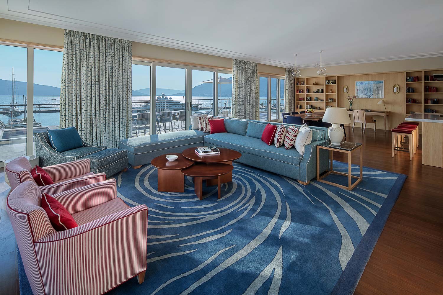 5 22 Three Bedroom Penthouse Suite Pool Club