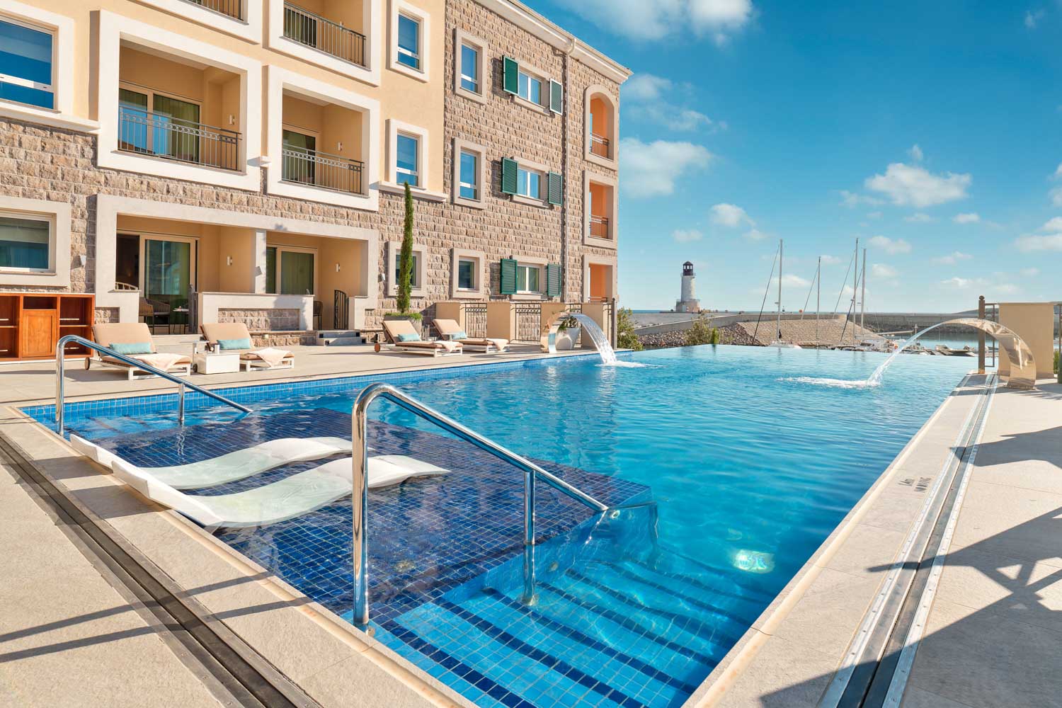 Chedi Lustica Bay 04